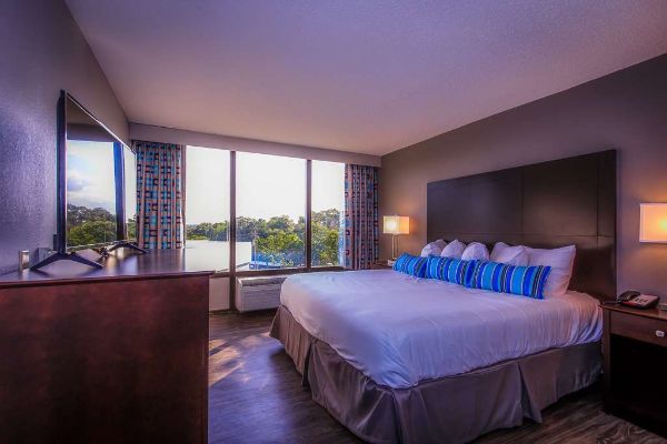 Hotel THE RESORT AT PORT ARROWHEAD (Lake Ozark)